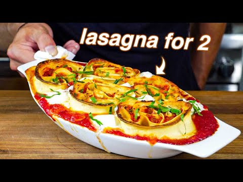 Видео: Как приготовить знаменитую лазанью «Вертушка» от Дона Энджи (лазанья на двоих)