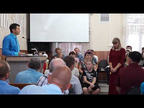 Видео: Необычное объявление молодоженов - зал в шоке