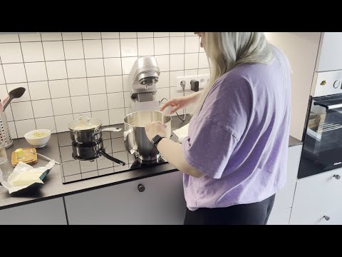 Видео: тихий влог | готовлю ромовую бабу