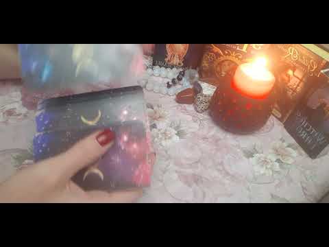 Видео: Какво се случва с него и съперницата? Таро с Ники ❤️