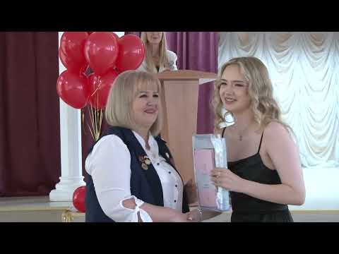 Видео: Вручение аттестатов 2025 Гимназия 1