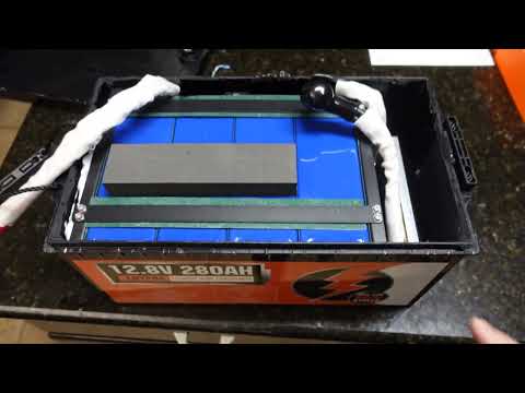 Видео: Обзор экологичного аккумулятора Lifepo4 емкостью 280 А·ч 12 В