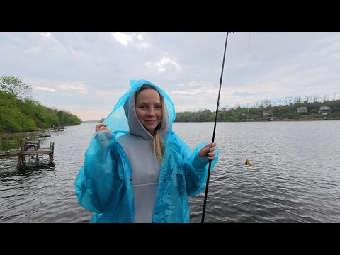 Видео: Працюємо та відпочиваємо на дачі.