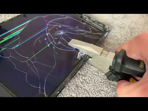 Видео: Испытание iPad Mini на удар молотком и падение