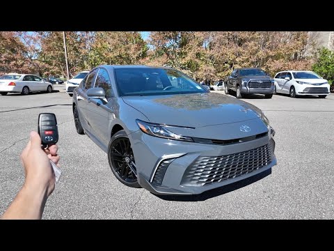 Видео: Не покупайте Toyota Camry SE 2026 года, пока не посмотрите этот обзор