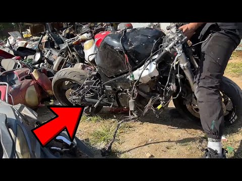 Видео: 25 лет забвения — посмотрите, как этот Suzuki R750 возвращается из мертвых!