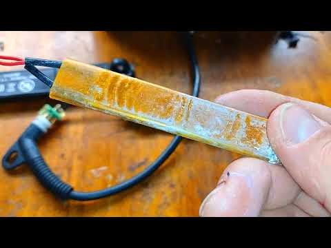 Видео: Поиск неисправности, и ремонт утюжка для выравнивания волос.