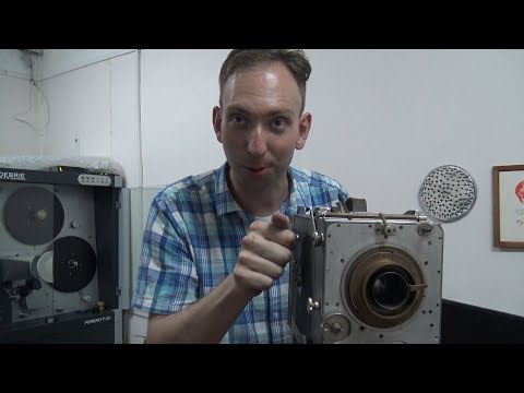 Видео: Кинокамера Debrie Le Parvo 1930-х годов- ОБЗОР и ТЕСТ в действии 35 mm Hand crank movie camera TEST