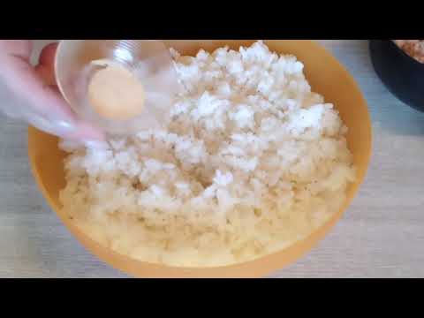 Видео: Салат рыбный из копчёной форели с рисом. Быстро, просто и вкусно 👍🥰