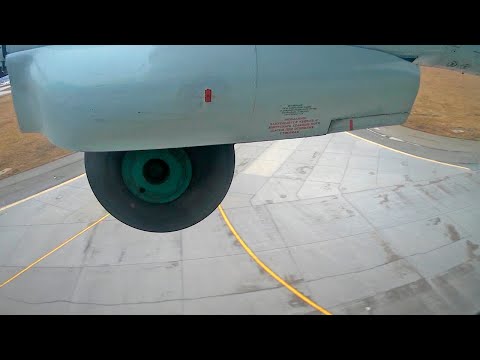 Видео: ✈Ан-26 - Рулим и взлетаем с тем самым звуком / Санкт-Петербург - Пулково 2020