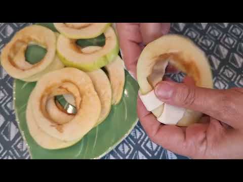 Видео: Яблочные колечки в слоёном тесте./Apple rings in puff pastry.