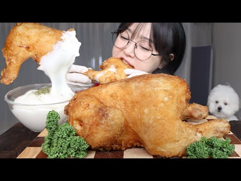 Видео: Жареная целиком курица со сметанным соусом🍗Mukbang ASMR