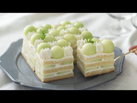 Видео: Песочный пирог с дыней：Фруктовый торт со свежими сливками｜HidaMari Cooking
