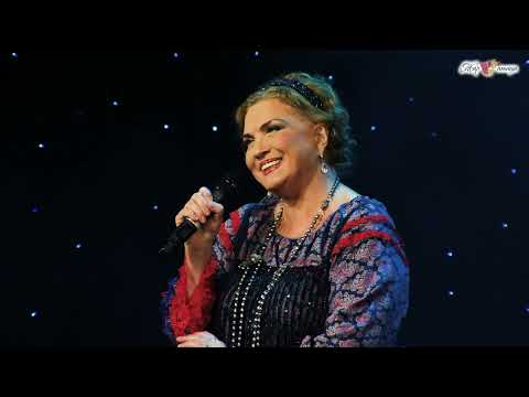 Видео: Людмила Николаева - «Под окном черёмуха колышется» // САМОЕ КРАСИВОЕ ИСПОЛНЕНИЕ ПЕСНИ