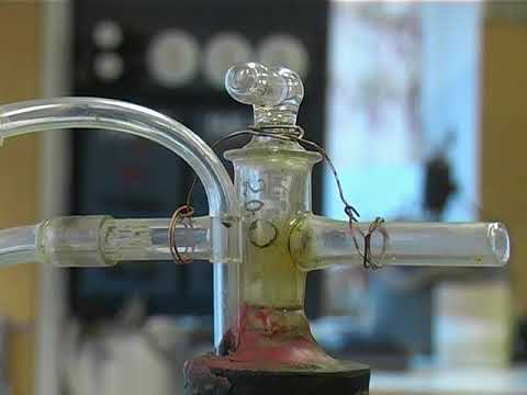 Видео: Лекционный эксперимент:  ОПРЕДНЛЕНИЕ ОТНОШЕНИЯ ТЕПЛОЕМКОСТЕЙ ГАЗА Ср и Сv МЕТОДОМ КЕЛЕМАНА-ДЕЗОРМА