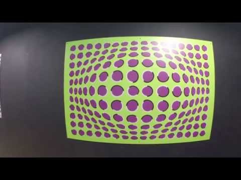 Видео: Иллюзиум, интерактивный музей в Питере | Illusium, the interactive museum