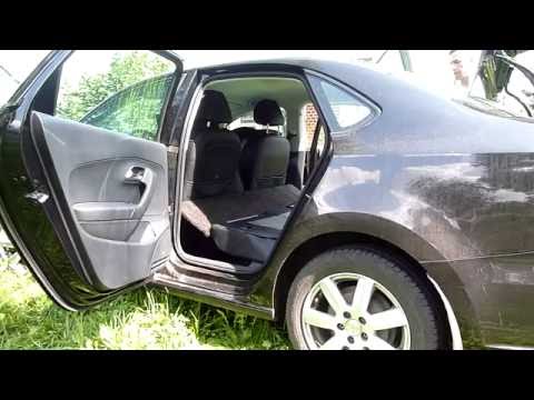 Видео: Спальное место в Фольксваген Поло седан. ( a place to sleep in a Volkswagen Polo Vento )