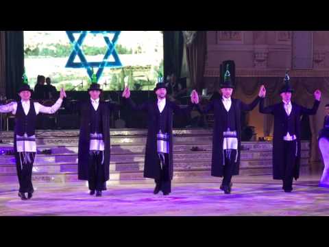 Видео: Танец с бутылками