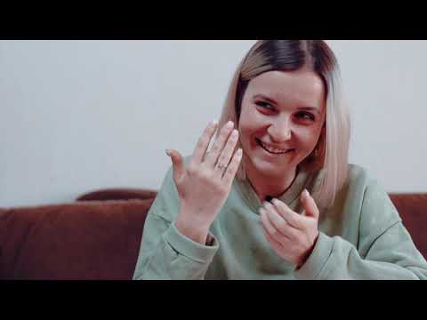 Видео: "ИСТОРИЯ ЮЛИИ" - 16 лет с кохлеарной имплантацией.