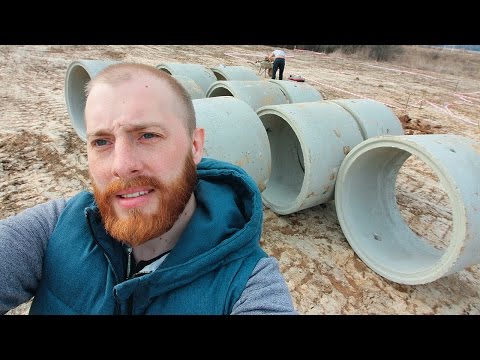 Видео: Копаем колодец на участке! Пробиваем известняк. Будет вода?