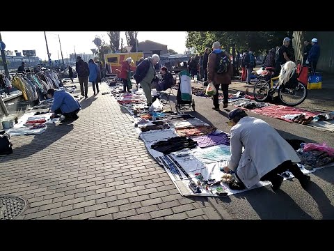 Видео: В воскресенье на барахолке. Киевский блошиный рынок.