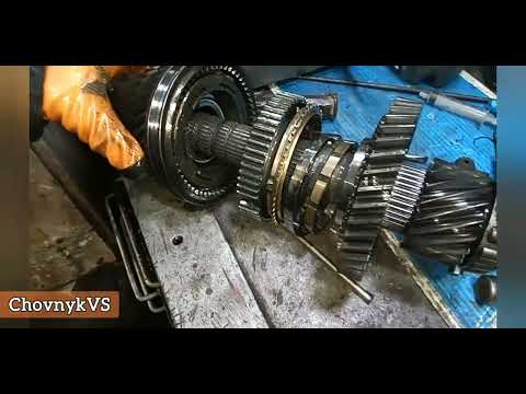 Видео: Kia Carens разборка коробки  МКПП M5GF1