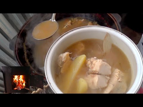 Видео: Классическая уха из судака в казане на костре  ,после рыбалки выходного дня.