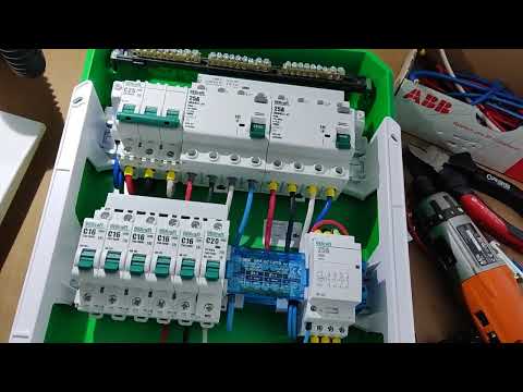 Видео: Щит для дачи с дистанционным управлением #maxelectrix