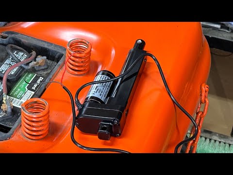 Видео: Установить линейный привод на садовый трактор