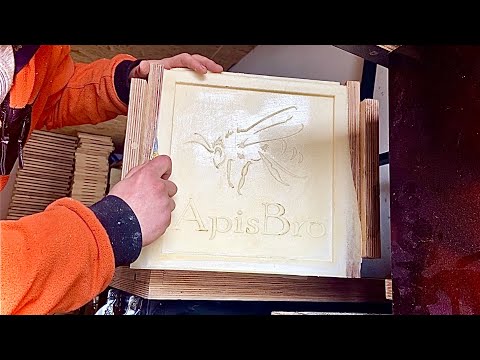 Видео: 🔴Не очікуваний результат.. Форма на 6 рамковий вулик з ППУ.🐝