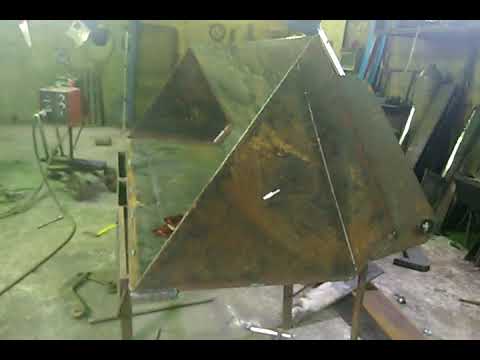 Видео: Челюстной ковш на МТЗ,начало.