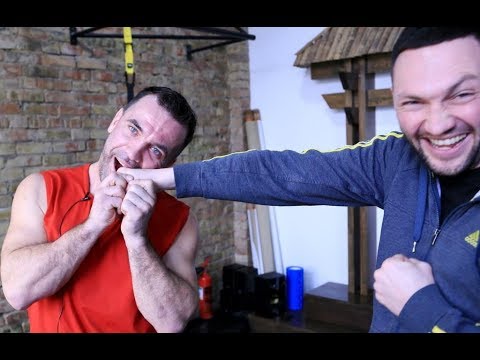 Видео: Как научиться бить Удары без замаха и победить в уличной  драке