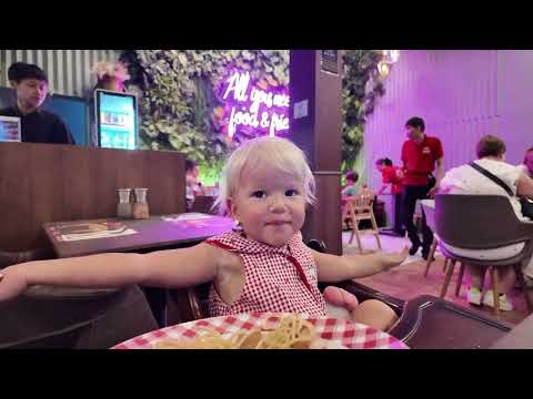 Видео: Porto de Phuket – лучший шопинг и развлечения на Пхукете | Таиланд 2024