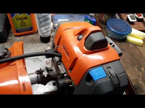 Видео: Husqvarna 545RX смазка приводного вала.