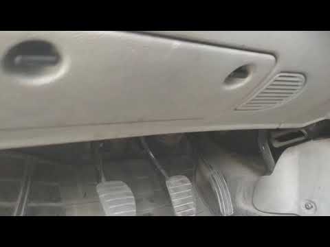 Видео: Renault kangoo 1.5 dci Не реагирует на педаль газа, горит датчик свечи накаливания. Что делать?