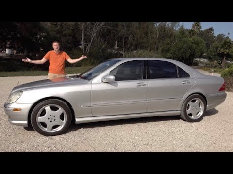 Видео: Вот почему все ненавидят Mercedes-Benz S-Class W220 2000 года