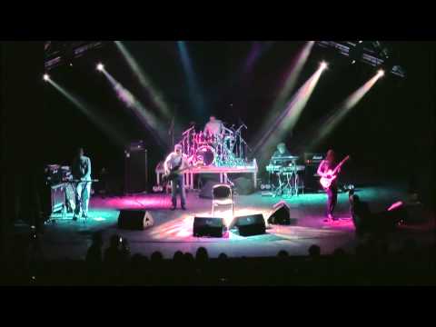 Видео: Фёдор Чистяков - Ехали по улице Трамваи / Sheep May Safely Graze (J.S.Bach) - Live (2010)