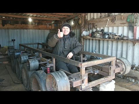 Видео: Постройки гусеничного вездехода часть 5 . Делаю поддерживающие катки и перемычки на раму.