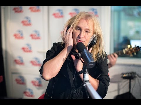 Видео: Александр Иванов - Я Постелю Тебе Под Ноги небо (LIVE @ Авторадио)