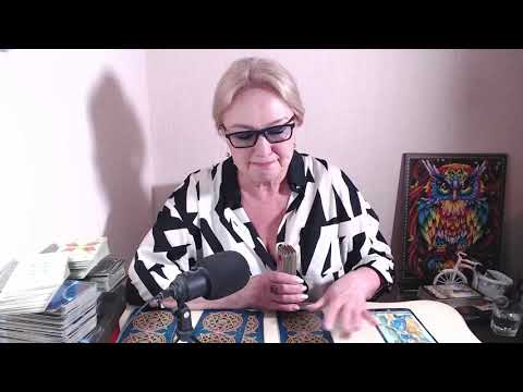 Видео: "Могу ли я ему доверять?"Таро онлайн 💕