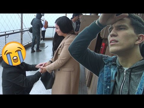 Видео: Что я наделал | Предложение на Эйфелевой башне | DisneyLand