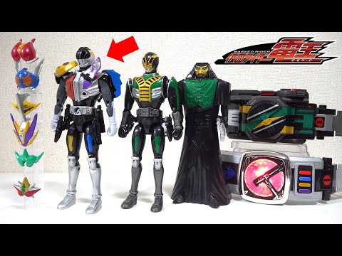 Видео: Kamen Rider Den-O-О и Kamen Rider Zeronos: игрушки-трансформеры просто потрясающие!