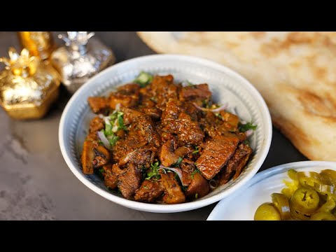 Видео: Говядина, тушеная с грибами. Вкусное блюдо для разнообразия!