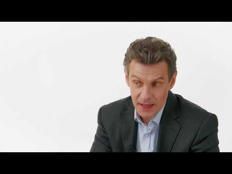 Видео: Почему произведения великих драматургов так современны?