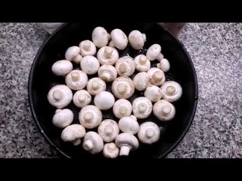 Видео: Как обжарить шампиньоны сочными и очень вкусными