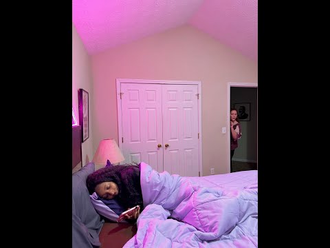 Видео: Бетани подслушивает, как Брук просит маму попросить у Ларри денег на ремонт машины.