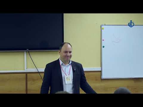 Видео: Вокальный тренинг для братьев | Антонюк Алексей