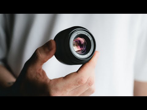 Видео: Снимайте лучшие фотографии на 50 мм, чем 99% фотографов.