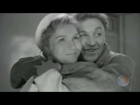 Видео: Песня родилась в далекие 60-е, но звучит она и по сей день...