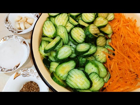 Видео: ОГУРЦЫ ПО-КОРЕЙСКИ. Салат ИЗ ОГУРЦОВ НА ЗИМУ.